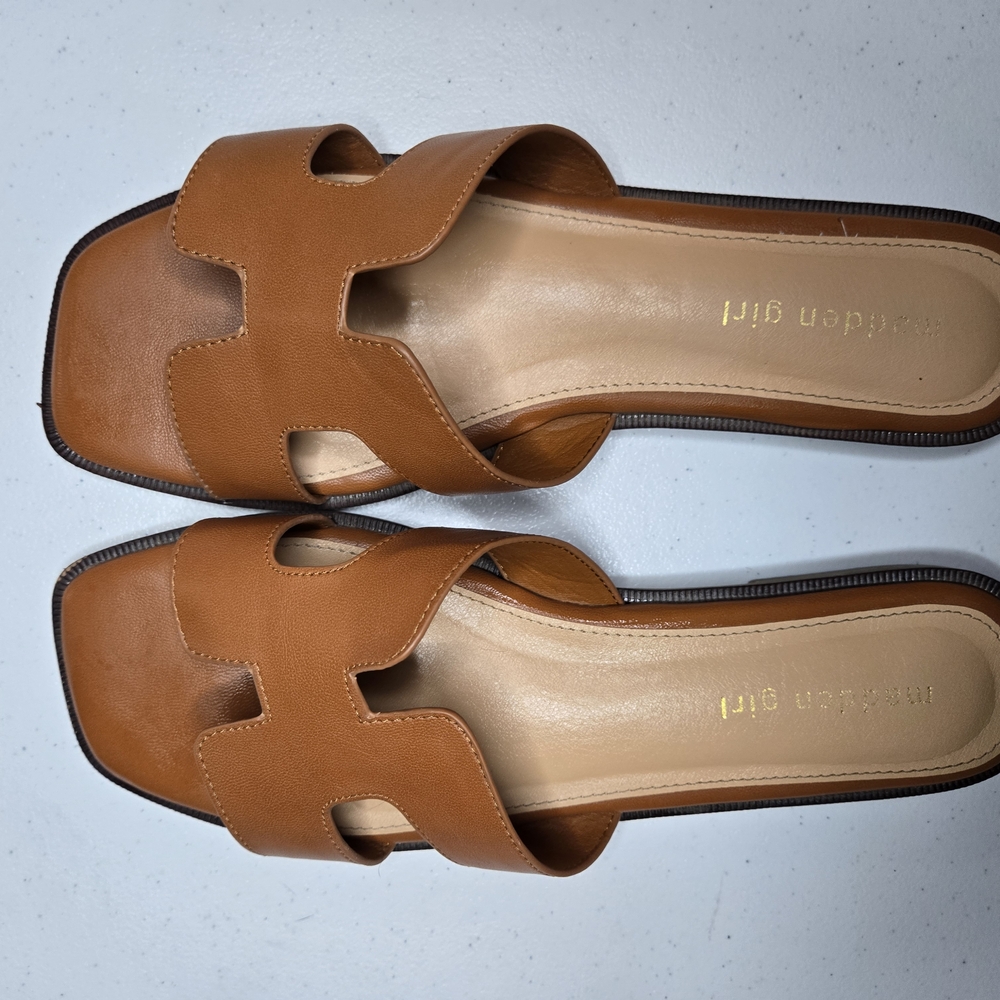 Madden Girl Tan Sandals Slide Sandals